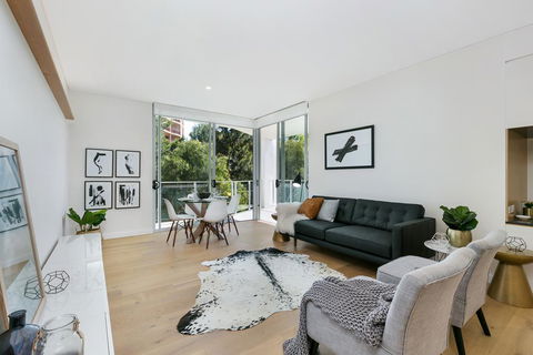 St Leonards Self-Contained Two-Bedroom Apartment (803NOR) - Accommodation Sunshine Coast 1