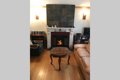 Stable Cottage - Accommodation Sunshine Coast 2