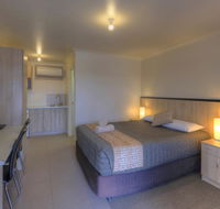 Starline Motor Inn - Accommodation Sunshine Coast
