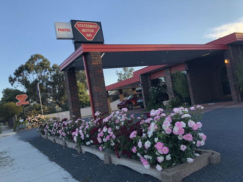 Statesman Motor Inn - Accommodation Sunshine Coast 0
