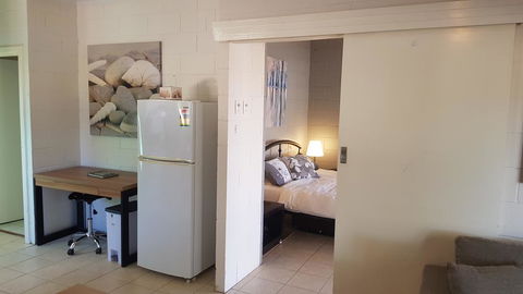 Stay Awhile In Port Pirie - Min Stay 4 Nights - Accommodation Sunshine Coast 3