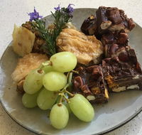 Stephanies Country Cottages - Accommodation Sunshine Coast