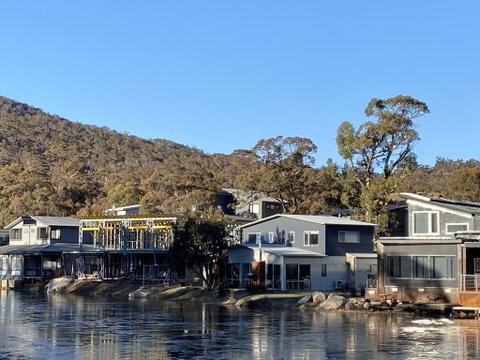 Stillwater Chalet A- Lake Crackenback - Accommodation Sunshine Coast 1