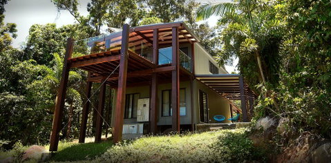 Stonewood Views - Accommodation Sunshine Coast 3