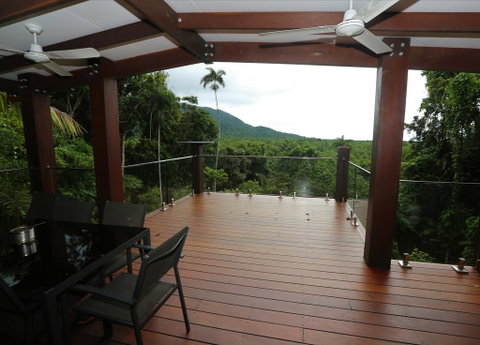 Stonewood Views - Accommodation Sunshine Coast 0