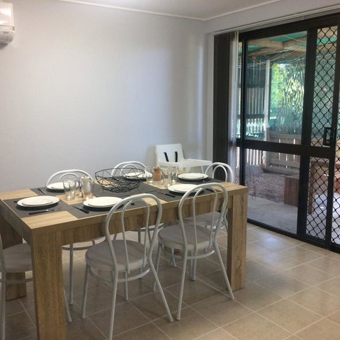 Stretton Lane - Accommodation Sunshine Coast 3