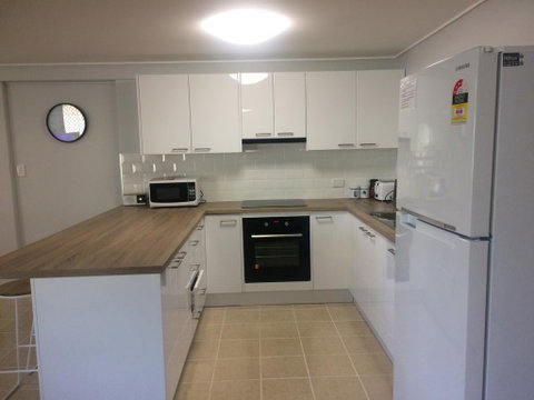 Stretton Lane - Accommodation Sunshine Coast 0
