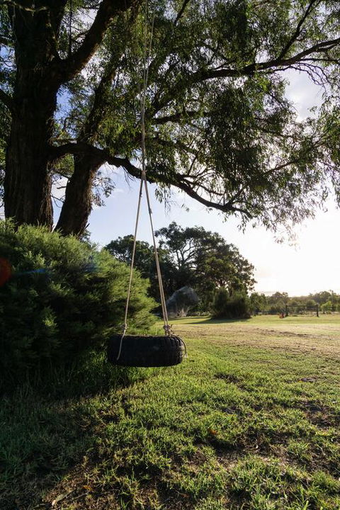 Studio 165 Hidden Gem On 50 Acres With Bay Views - Accommodation Sunshine Coast 3