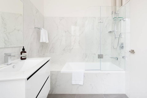 STUNNING SYDNEY HOME 4 - Accommodation Sunshine Coast 2