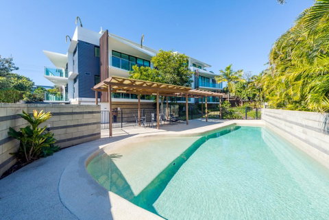Stylish Beach Side Apartment - Unit 5 - 33 Lorikeet Drive - Accommodation Sunshine Coast 0