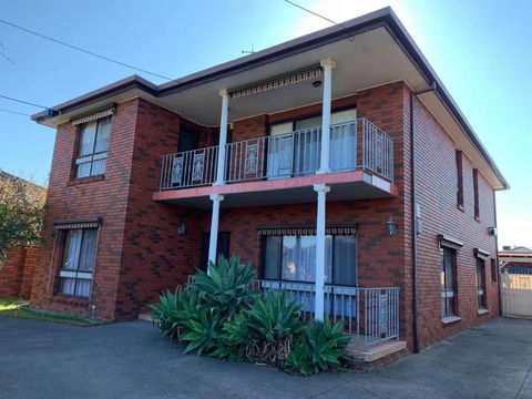 Stylish Bedroom In Bentleigh East - Accommodation Sunshine Coast 0