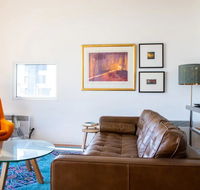 Stylish Warehouse Convert 2 Bedroom Apartment - Accommodation Sunshine Coast