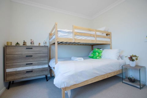 StylishTownhouse@Narre Warren/TrainStation/SC - Accommodation Sunshine Coast 0