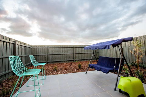 StylishTownhouse@Narre Warren/TrainStation/SC - Accommodation Sunshine Coast 1