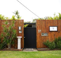 Suburban Sanctuary - Accommodation Sunshine Coast