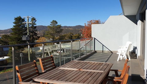 Summit 7 - Accommodation Sunshine Coast 2