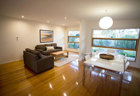 SUNNY DAZE - Accommodation Sunshine Coast 3