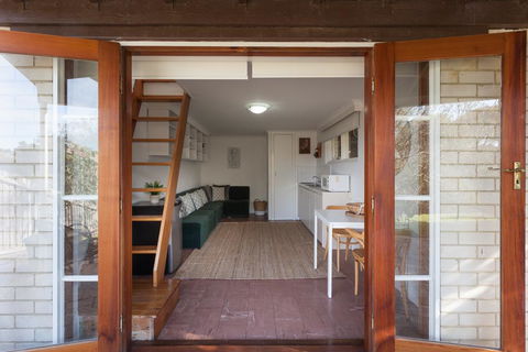 Sunseeker Cottage - Gorgeous Seaside Cottage - Accommodation Sunshine Coast 1