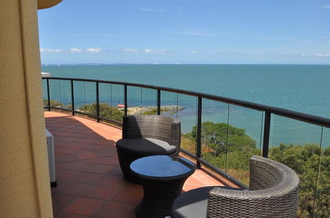 Sunset Sails Redcliffe - Accommodation Sunshine Coast 1