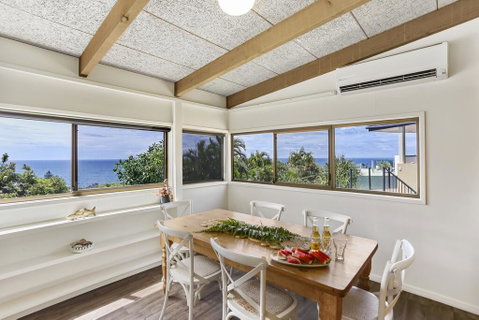 Sunshine Beach Shack - Accommodation Sunshine Coast 2