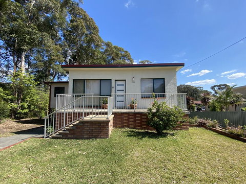 Surf Beach Sanctuary - Accommodation Sunshine Coast 0