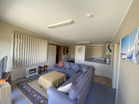 Surf Beach Sanctuary - Accommodation Sunshine Coast 2