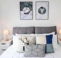 Surfers Paradise at Catherine Hill Bay - Accommodation Sunshine Coast
