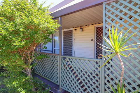 Surfs Up - Accommodation Sunshine Coast 1