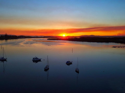 Surfs Up - Accommodation Sunshine Coast 1