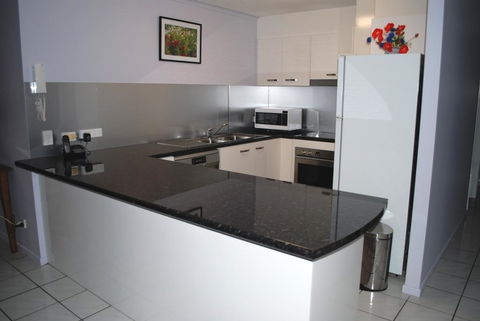 Surfside On The Beach - Accommodation Sunshine Coast 2