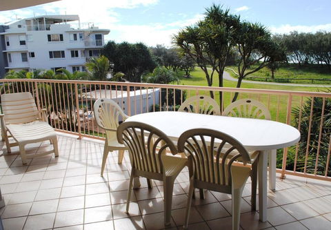 Surfside On The Beach - Accommodation Sunshine Coast 3