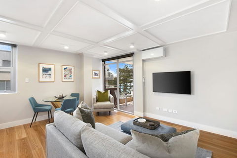 Surfways Executive Apartment At Manly Beach - Accommodation Sunshine Coast 1