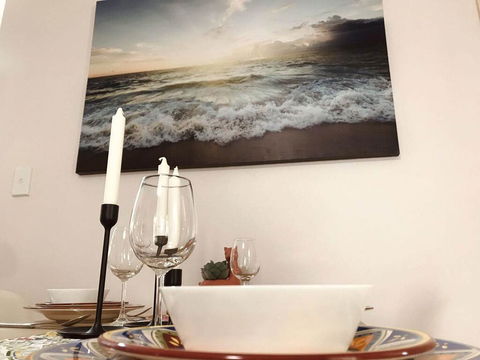 Sweet Dreams House & Big Garden & Near Station - Accommodation Sunshine Coast 2