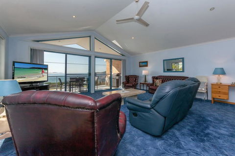 Tah Villa, 1/68 Marine Drive - Accommodation Sunshine Coast 1