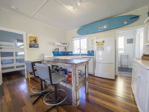 Tallowood Beachfront Cottage - Accommodation Sunshine Coast 3