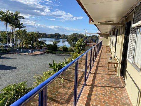 Taree Motor Inn - Accommodation Sunshine Coast 1