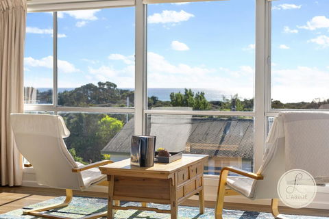 TASSIE SEASIDE SERENITY - L'Abode Accommodation - Accommodation Sunshine Coast 2