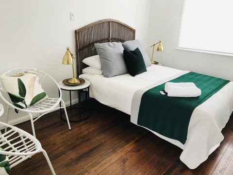 Tea Gardens Hotel - Accommodation Sunshine Coast 1