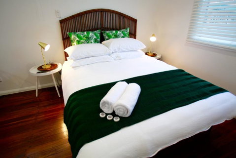 Tea Gardens Hotel - Accommodation Sunshine Coast 0