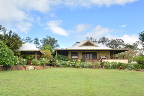 Tellace Wines Homestead - Accommodation Sunshine Coast 0