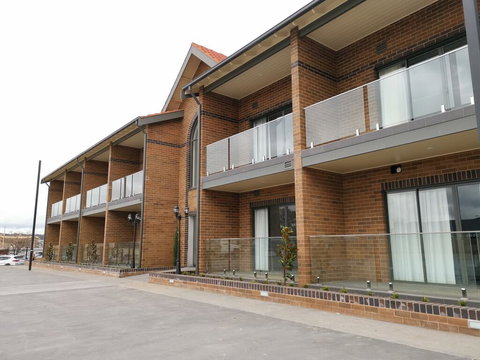 The Abbey Motel Goulburn - Accommodation Sunshine Coast 2