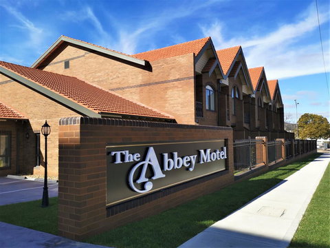 The Abbey Motel Goulburn - Accommodation Sunshine Coast 0