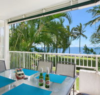 The Beach House 3BR Waterfront Apartment Own WIFI