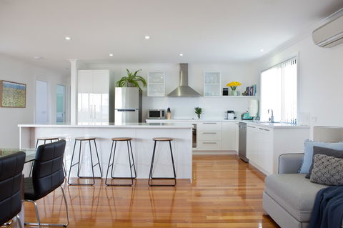 Pearl Hawley Beach - Accommodation Sunshine Coast 1