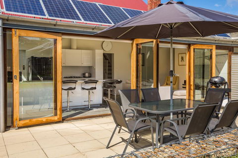 Brampton Cottage - Accommodation Sunshine Coast 8