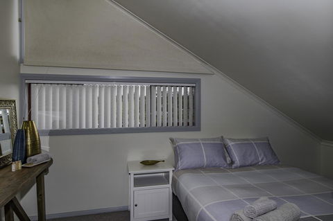 South Arm Luxury Loft - Accommodation Sunshine Coast 1