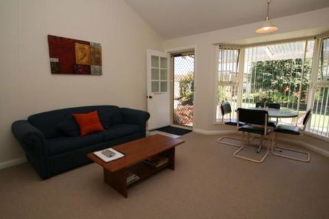 Shearwater Cottages - Accommodation Sunshine Coast 1