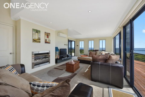 Seaspray - Accommodation Sunshine Coast 6