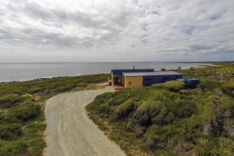 Seaspray - Accommodation Sunshine Coast 1