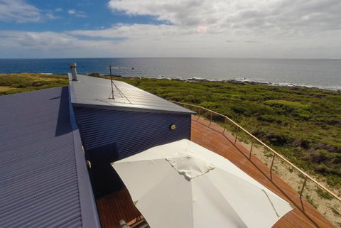 Seaspray - Accommodation Sunshine Coast 2